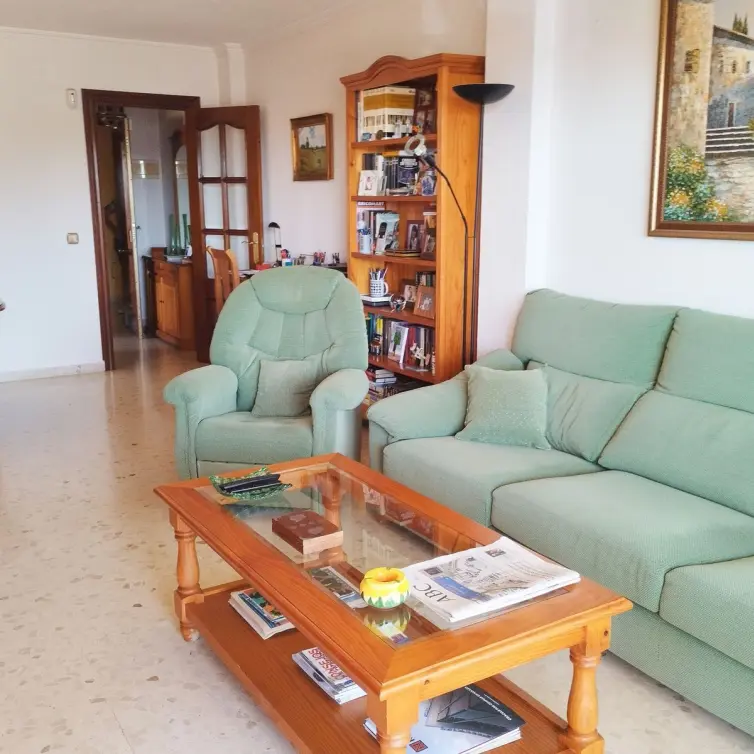 Venta de apartamento en planta media en Fuengirola
