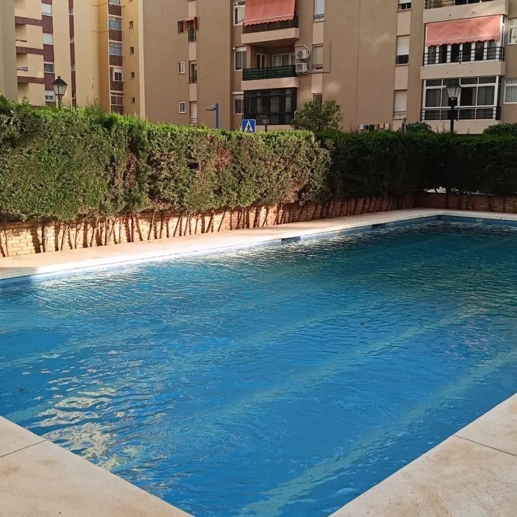 Venta de apartamento en planta media en Fuengirola