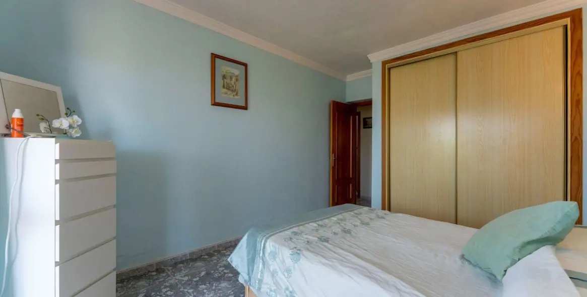 Venta de finca - cortijo en Guaro 13