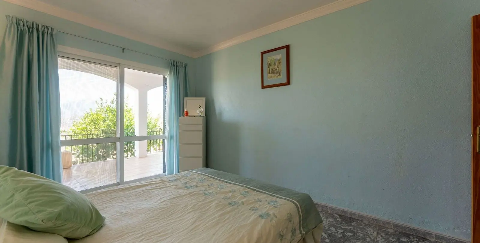 Продажа финки в Guaro 14