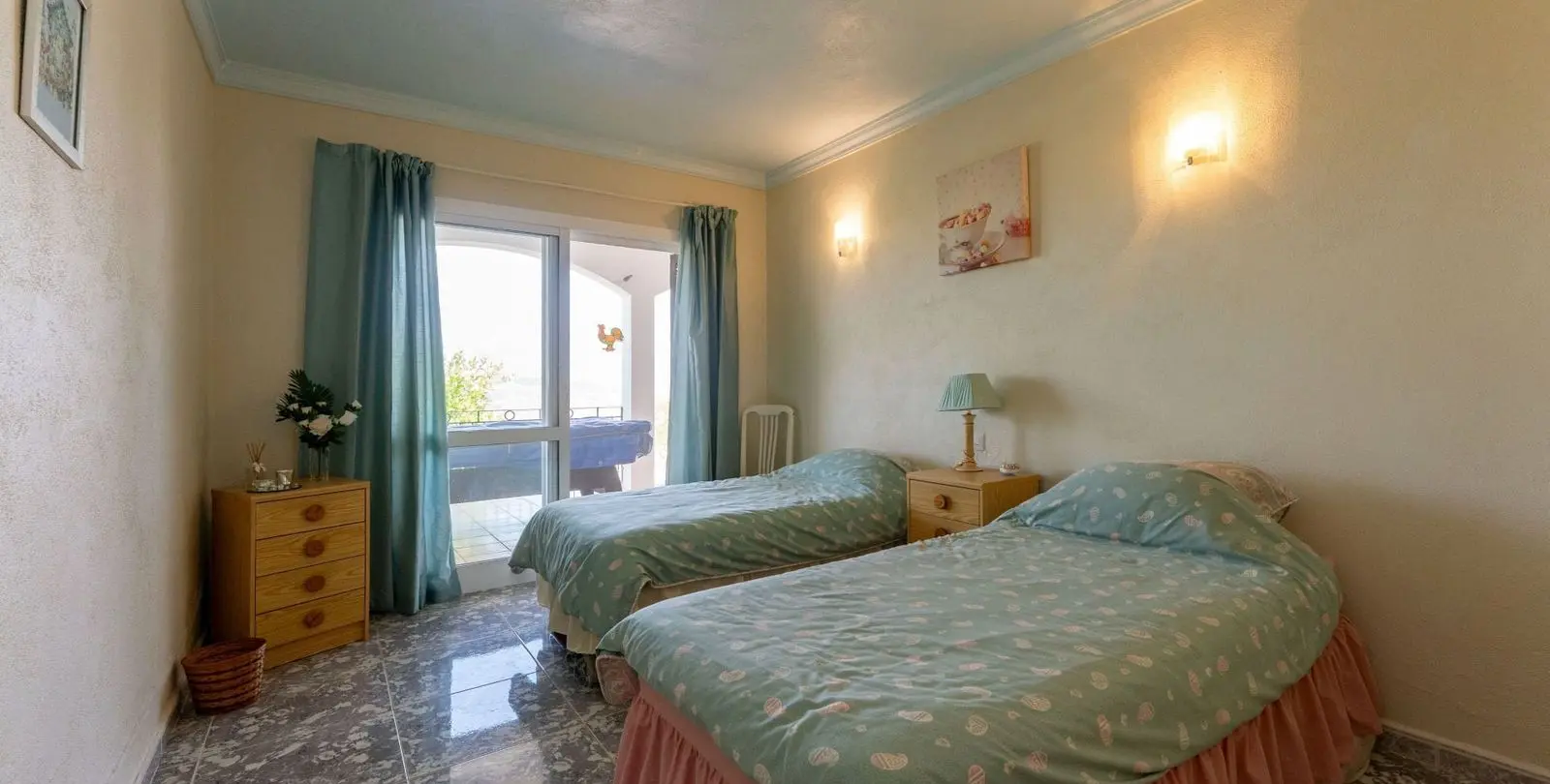 Продажа финки в Guaro 15
