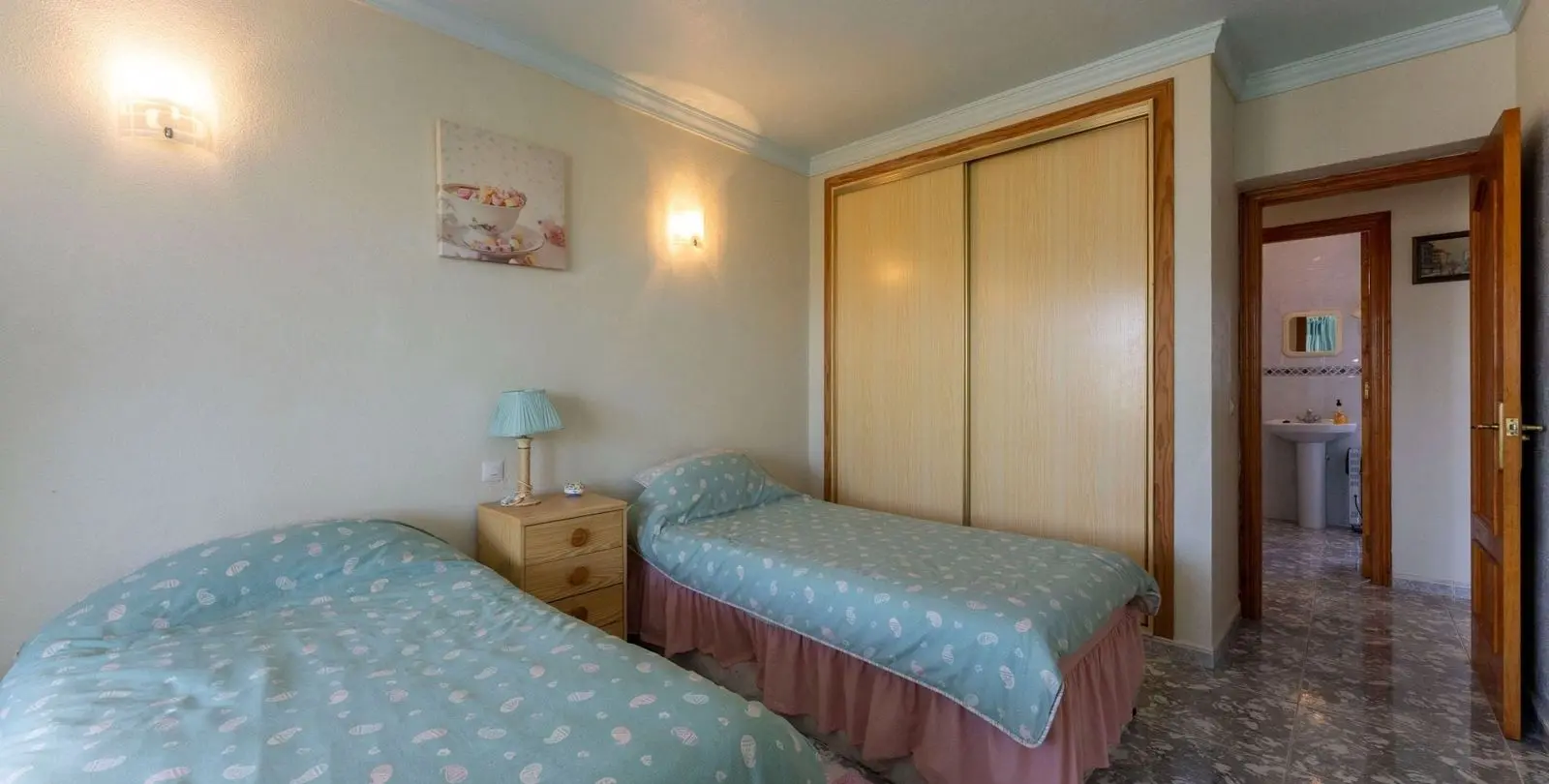 Продажа финки в Guaro 16