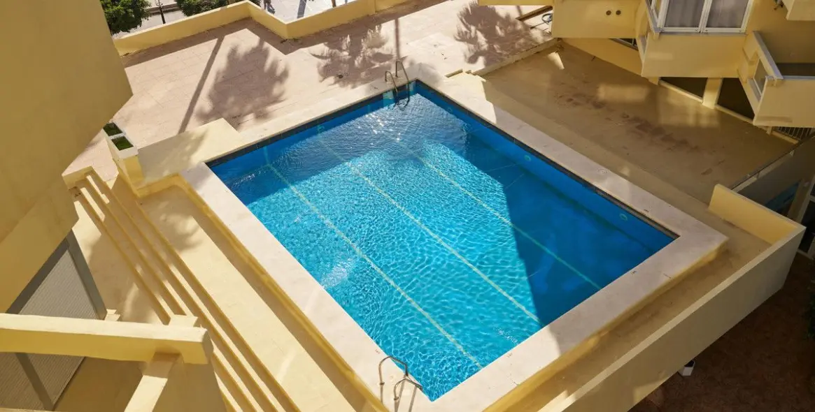 Продажа апартаментов на среднем этаже в Marbella 25