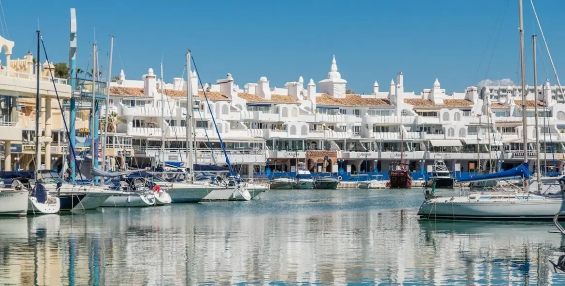 Sale of commercial premises in Benalmadena 1