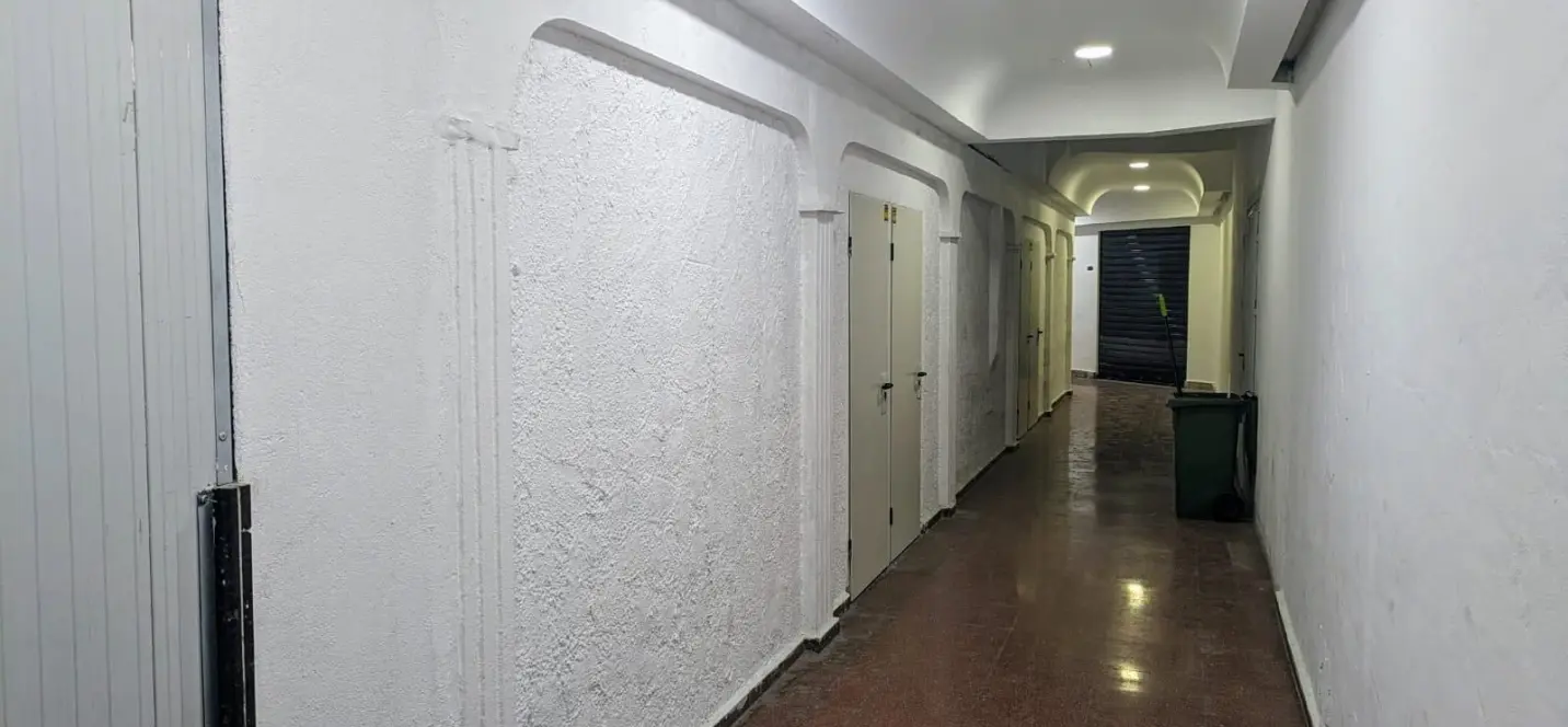 Venta de local comercial en Benalmadena 2