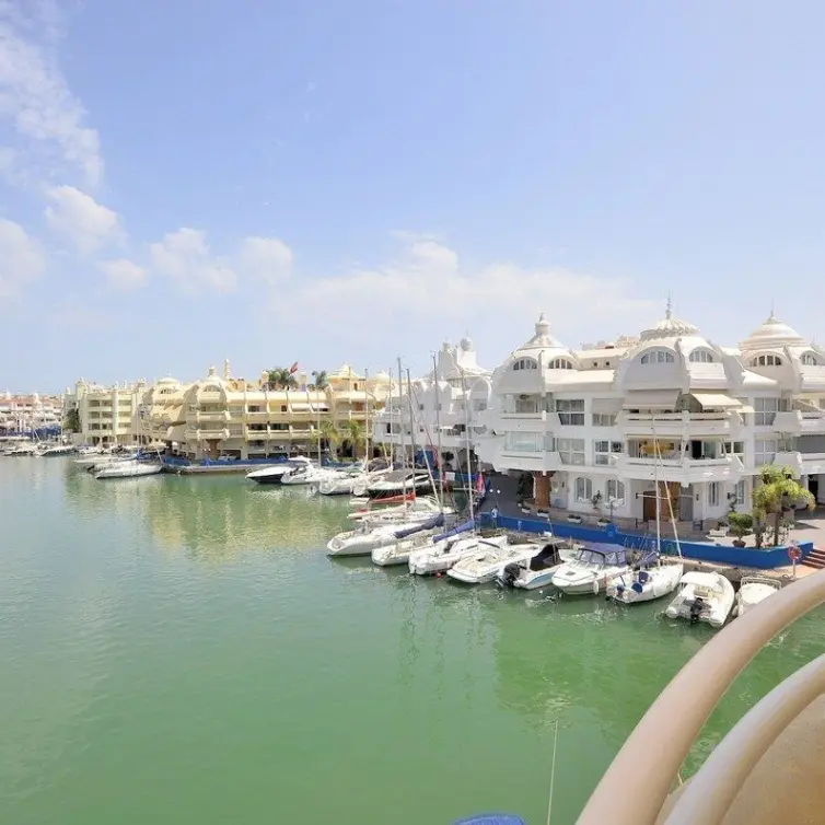 Venta de local comercial en Benalmadena