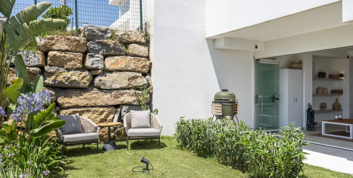 Sale of ground floor apartment in Estepona 5