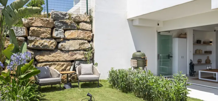 Sale of ground floor apartment in Estepona 4