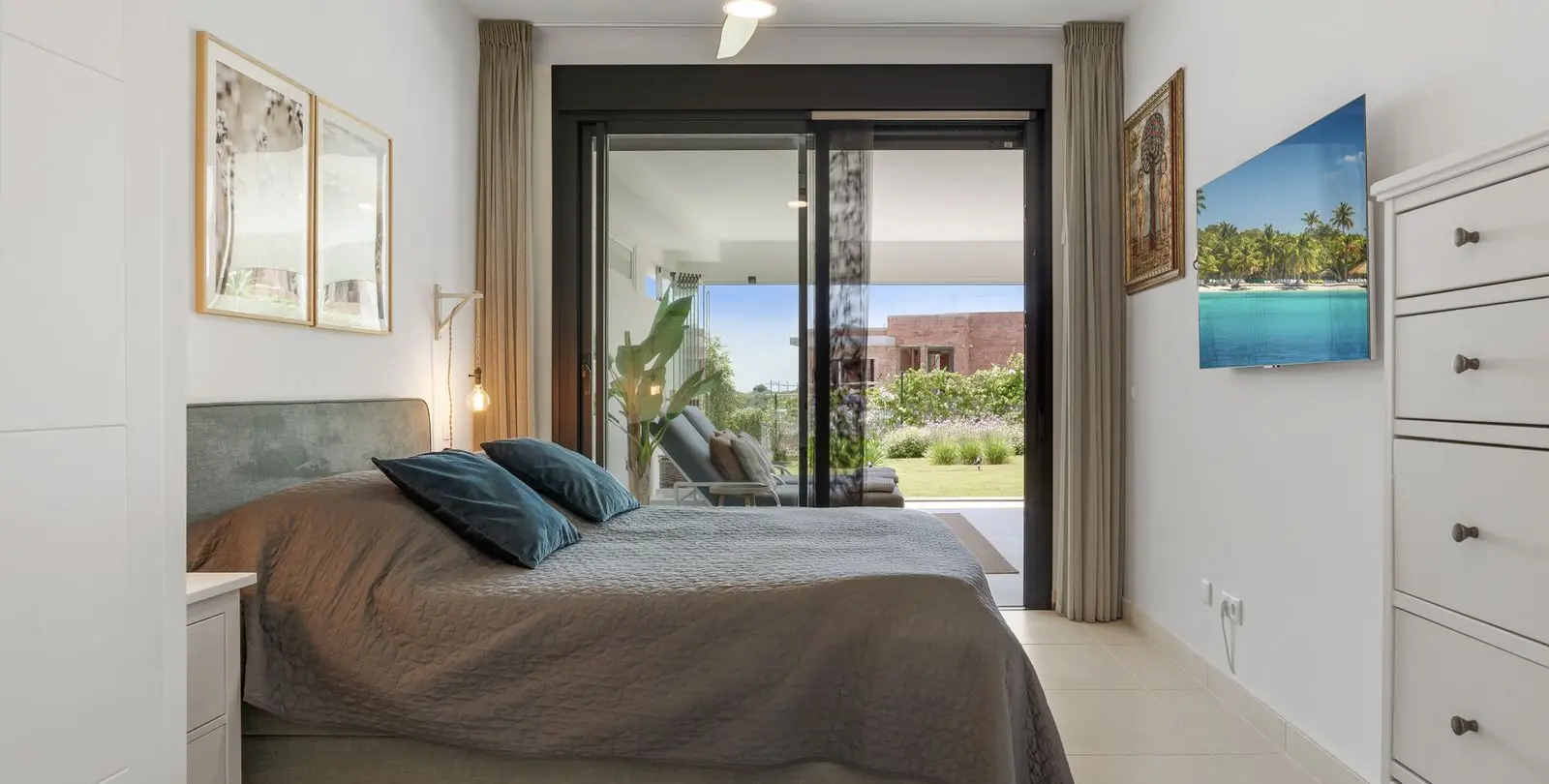 Продажа апартаментов на первом этаже в Estepona 21
