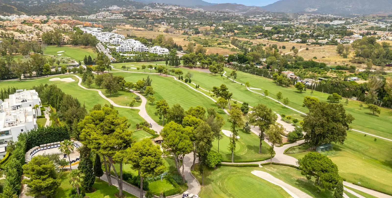 Sale of townhouse in Estepona 22