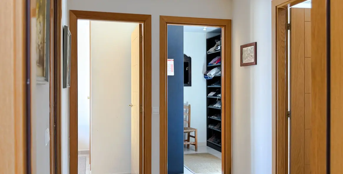 Sale of penthouse in La Campana 27