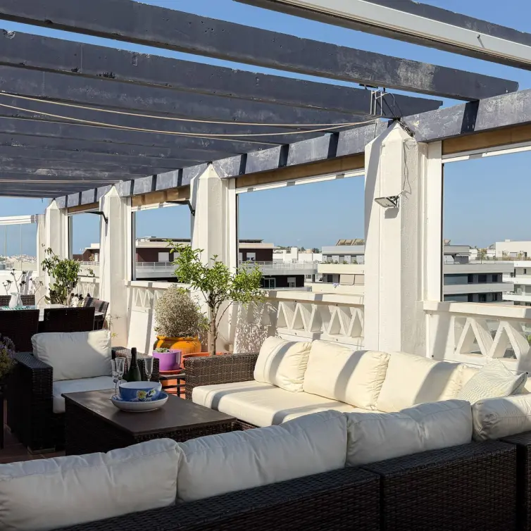 Sale of penthouse in La Campana
