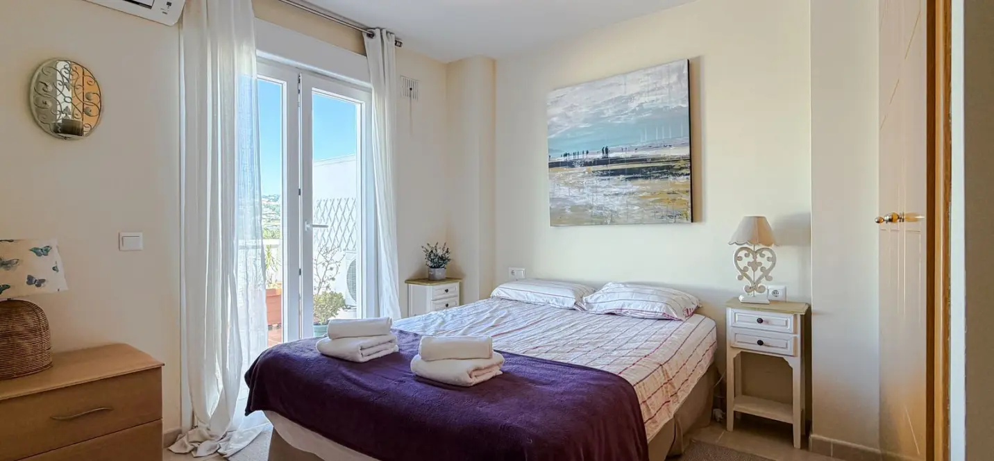 Sale of penthouse in La Campana 4