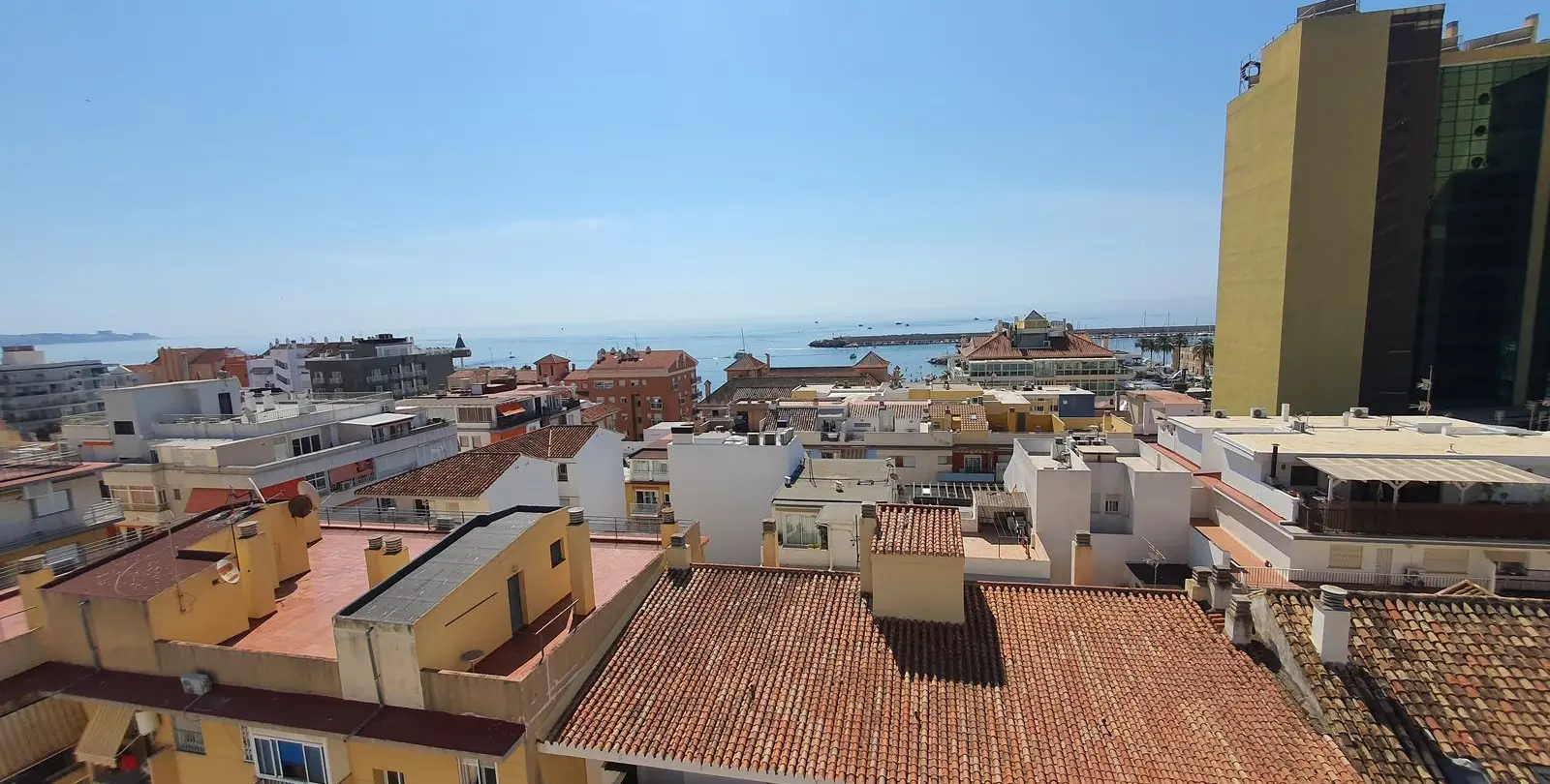 Sale of penthouse in Fuengirola 1