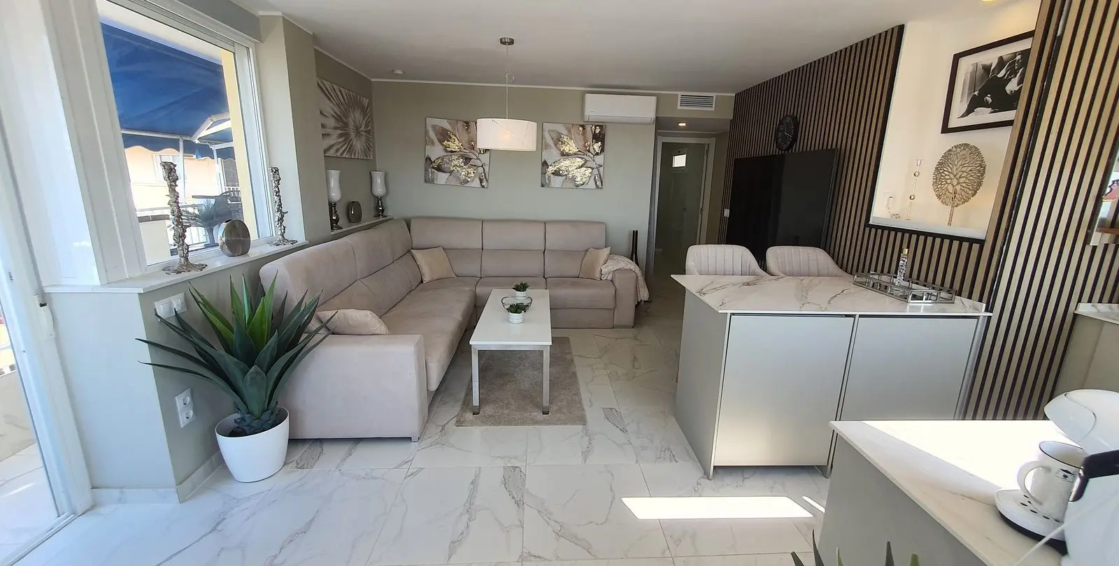 Sale of penthouse in Fuengirola 4