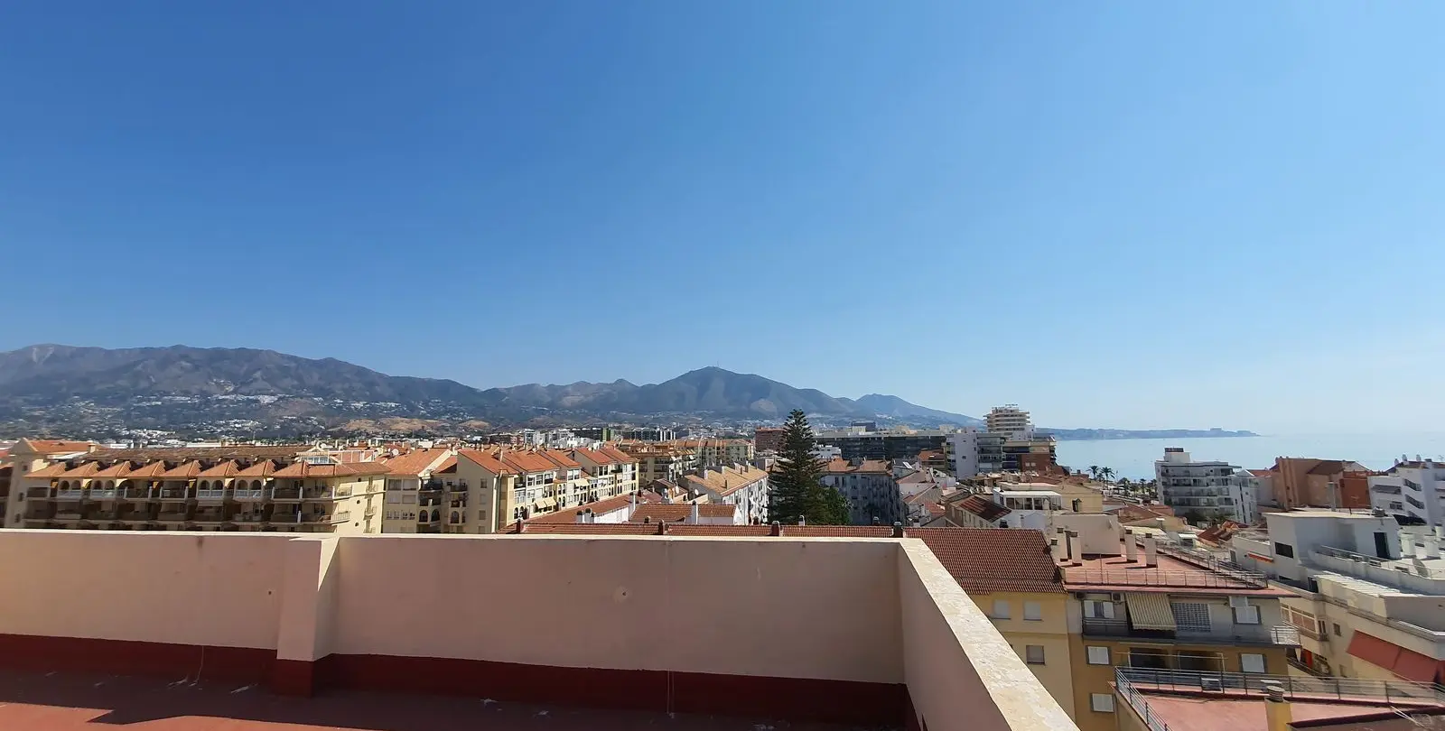 Sale of penthouse in Fuengirola 26