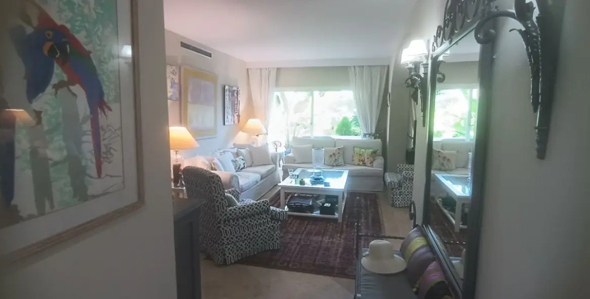 Sale of ground floor apartment in Estepona 4
