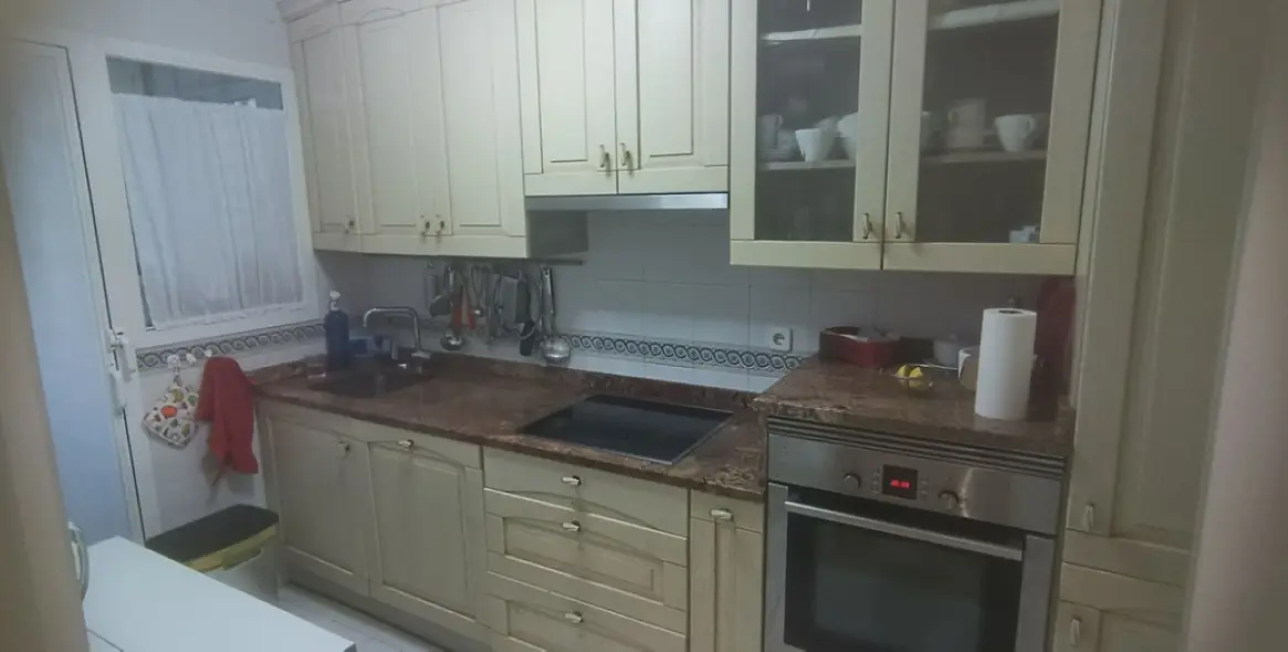 Sale of ground floor apartment in Estepona 26