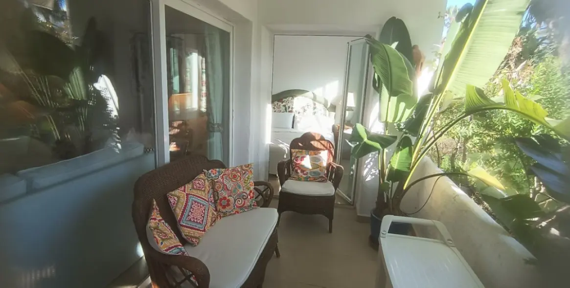 Sale of ground floor apartment in Estepona 28