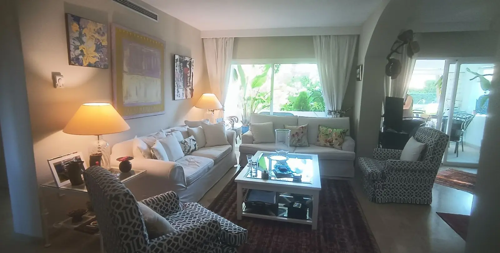 Продажа апартаментов на первом этаже в Estepona 4
