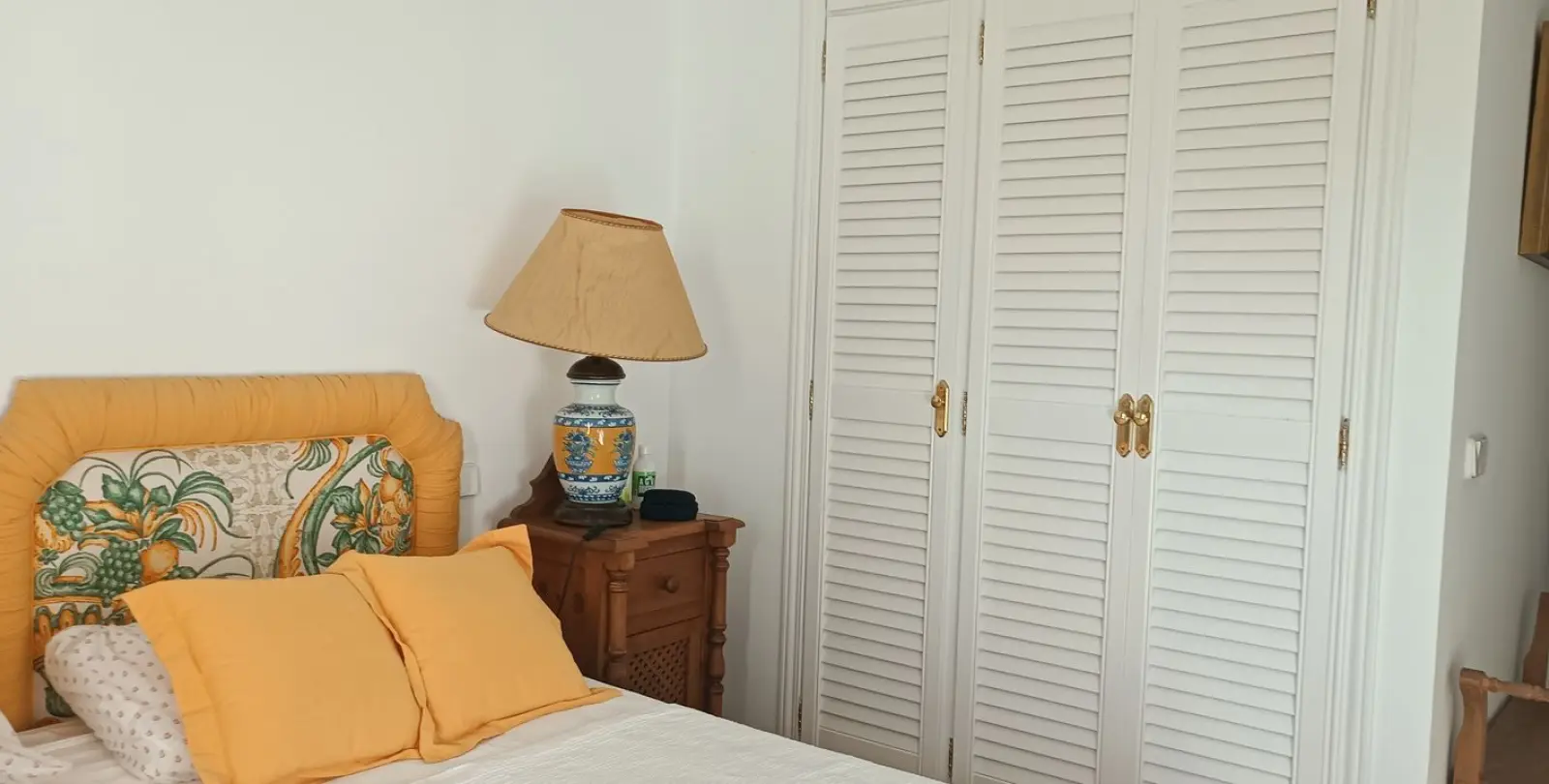Продажа апартаментов на первом этаже в Estepona 12