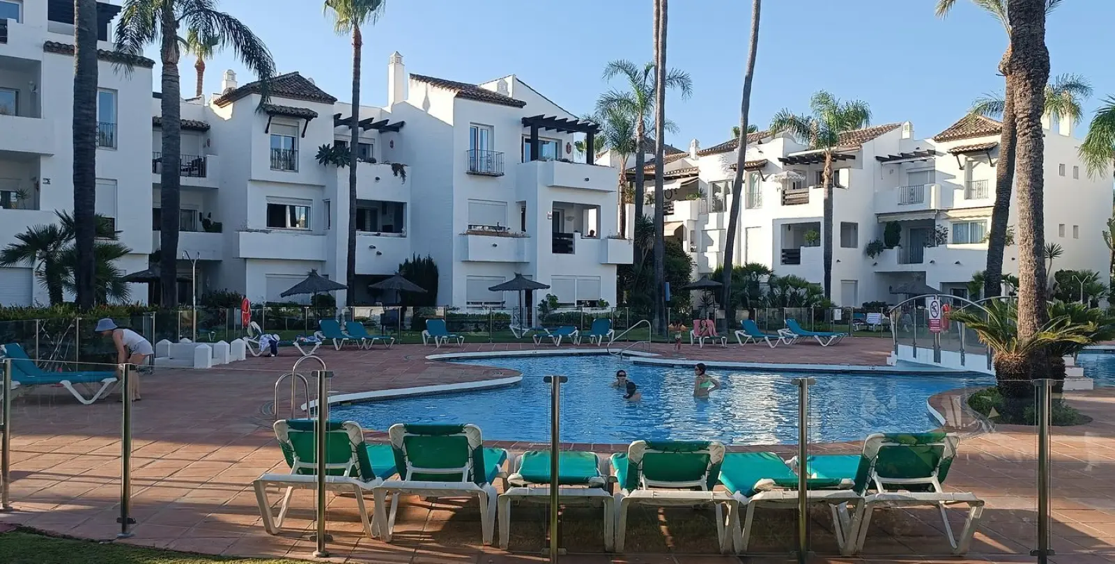 Продажа апартаментов на первом этаже в Estepona 31