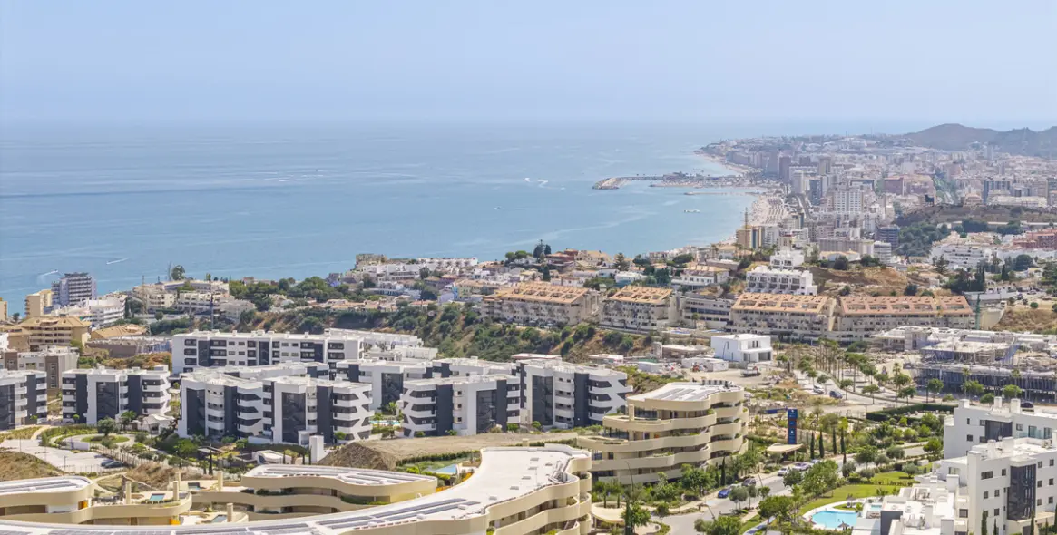 Sale of middle floor apartment in Fuengirola 58