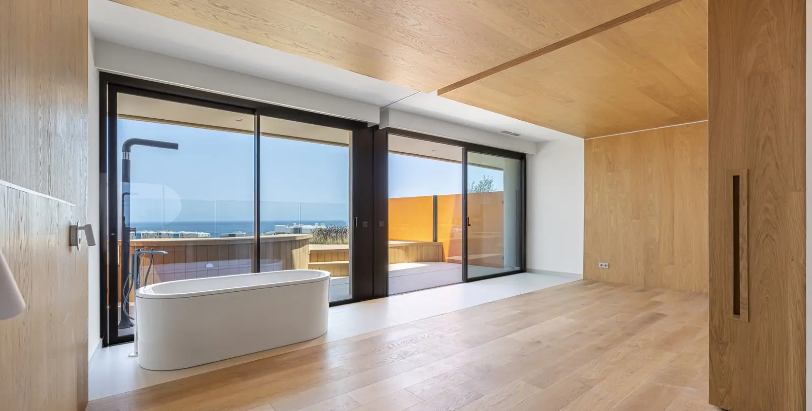 Sale of middle floor apartment in Fuengirola 27