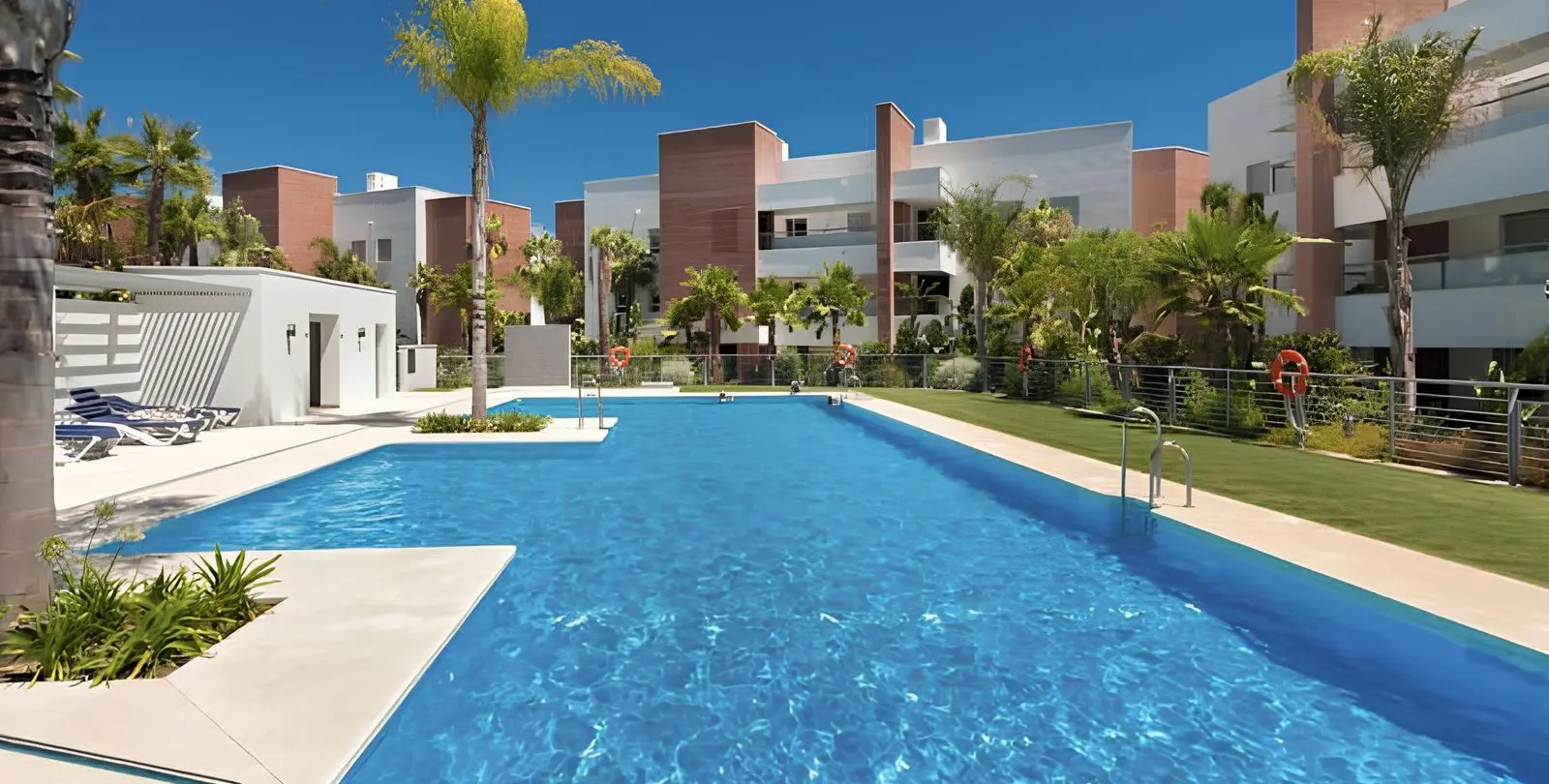 Sale of penthouse in Los Arqueros 20