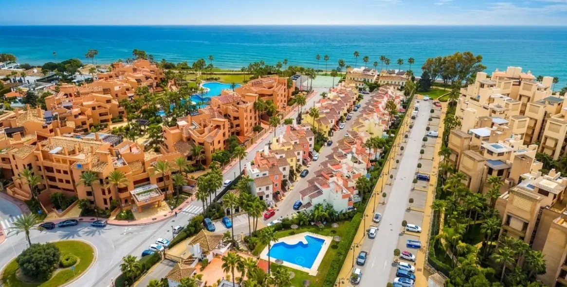Venta de adosado en New Golden Mile 1