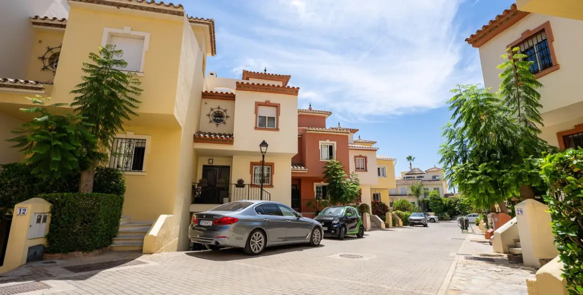 Venta de adosado en New Golden Mile 3