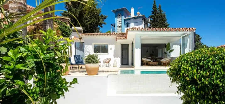 Venta de villa independiente en La Campana 3