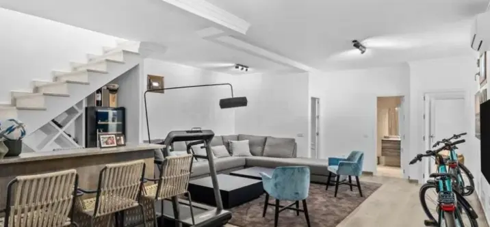 Venta de villa independiente en Selwo 2
