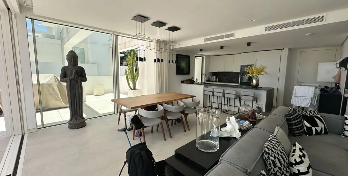 Venta de ático dúplex en Ojén 13