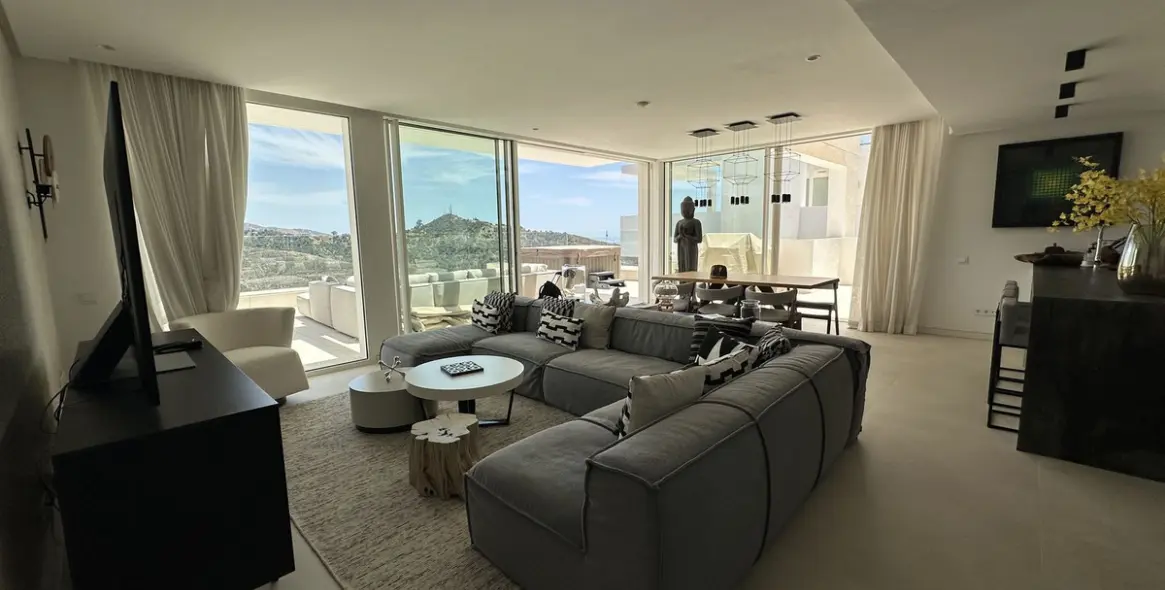 Venta de ático dúplex en Ojén 17
