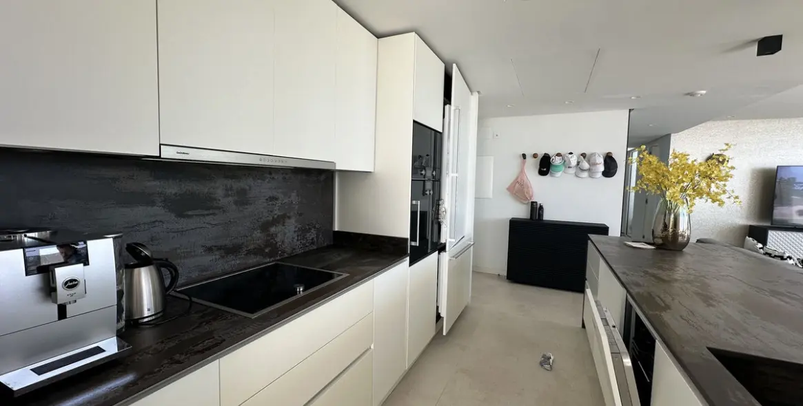 Venta de ático dúplex en Ojén 26