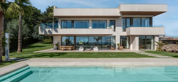 Venta de villa independiente en Churriana 0