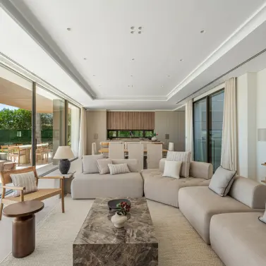 Venta de villa independiente en Churriana
