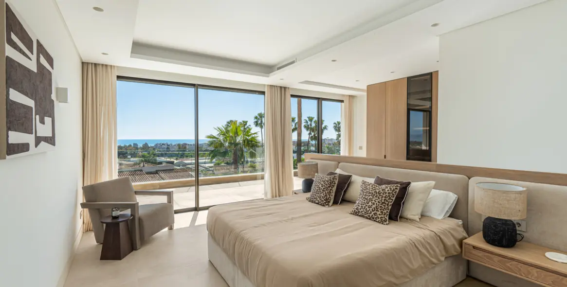 Venta de villa independiente en Churriana 19
