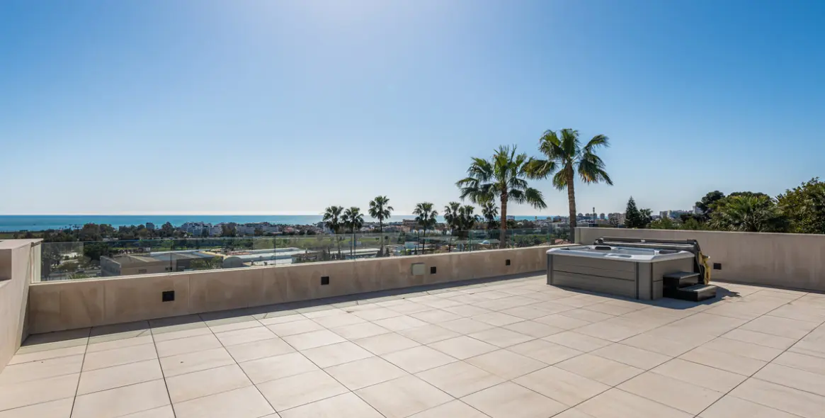 Venta de villa independiente en Churriana 25