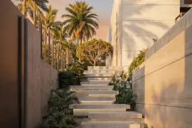 Image 6 thumb