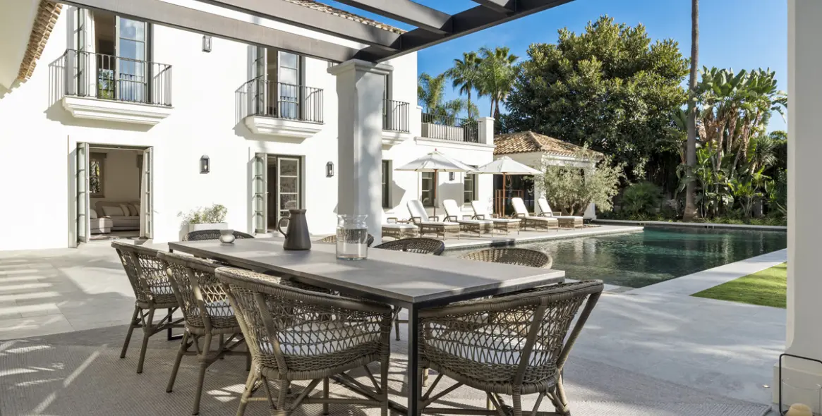 Venta de villa independiente en Nueva Andalucía 16