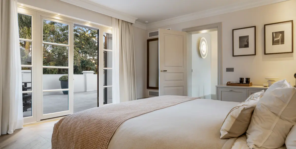 Venta de villa independiente en Nueva Andalucía 34
