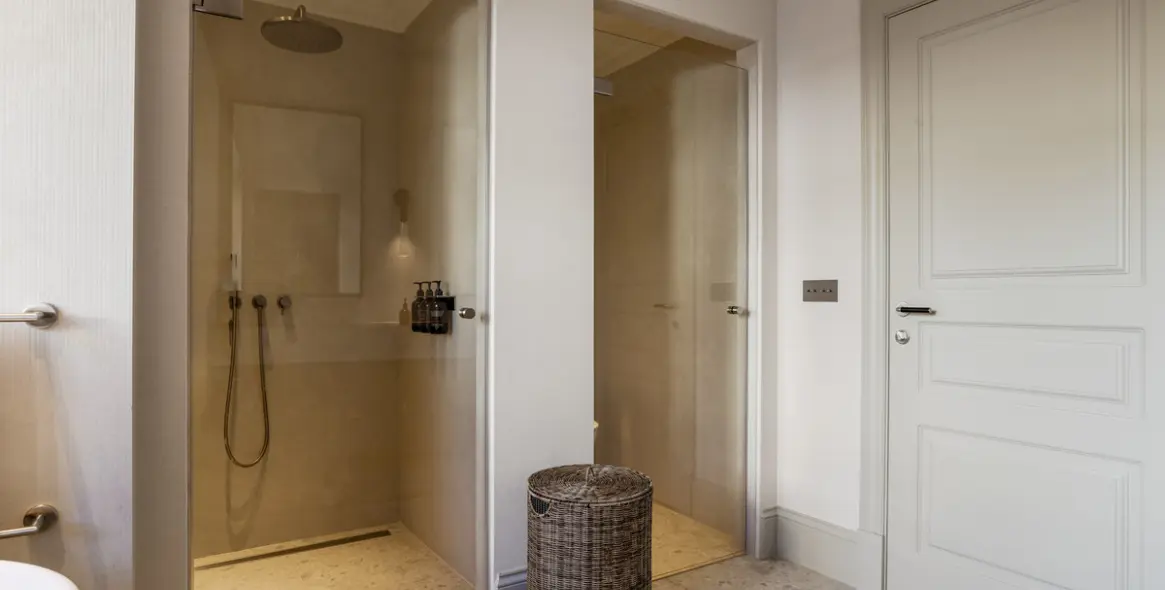 Venta de villa independiente en Nueva Andalucía 55