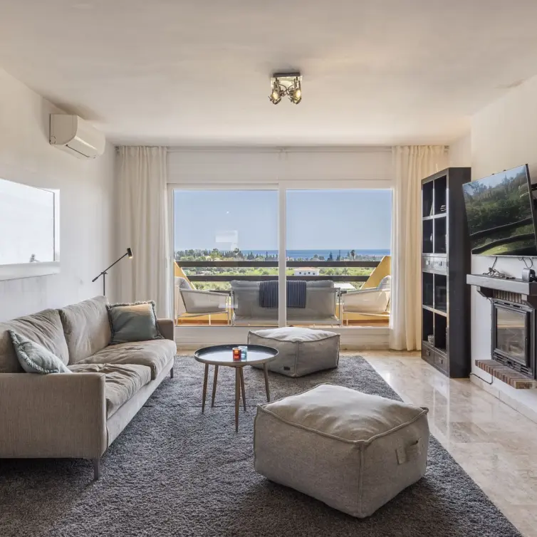 Sale of penthouse in Selwo