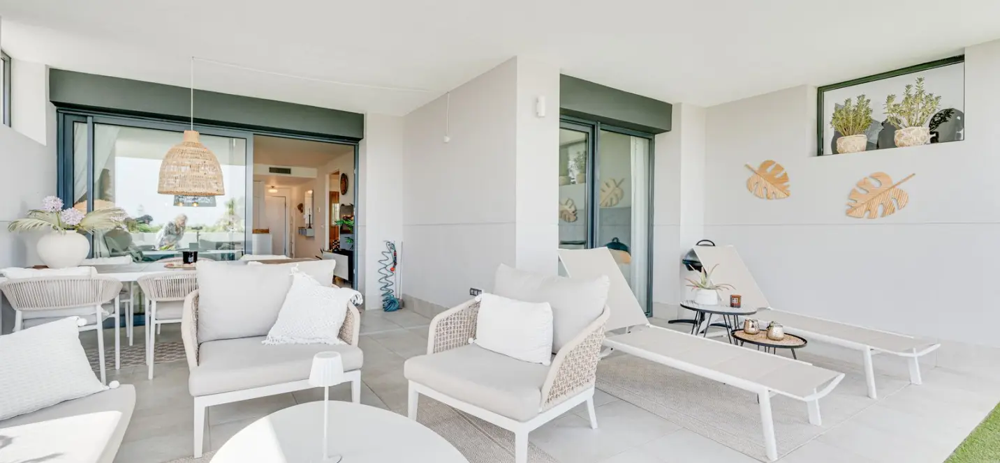 Venta de apartamento en planta baja en Manilva 3
