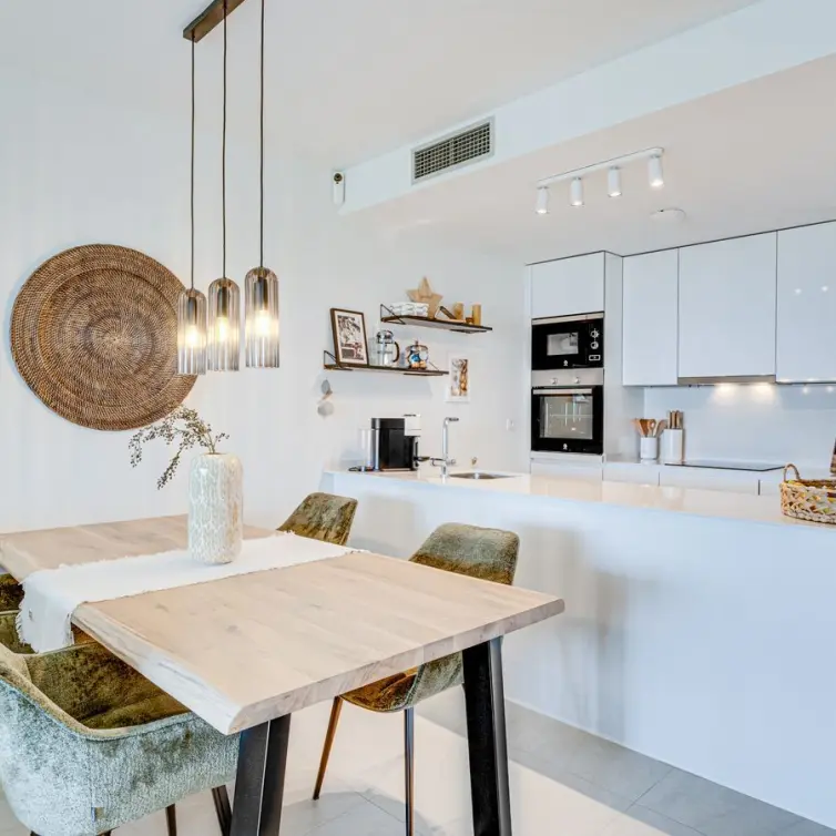 Venta de apartamento en planta baja en Manilva