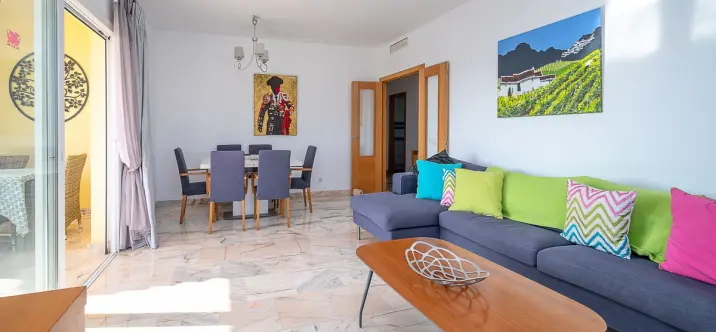 Sale of middle floor apartment in La Cala de Mijas 2