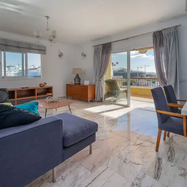 Sale of middle floor apartment in La Cala de Mijas