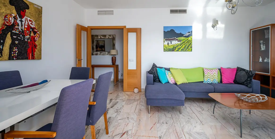 Sale of middle floor apartment in La Cala de Mijas 5